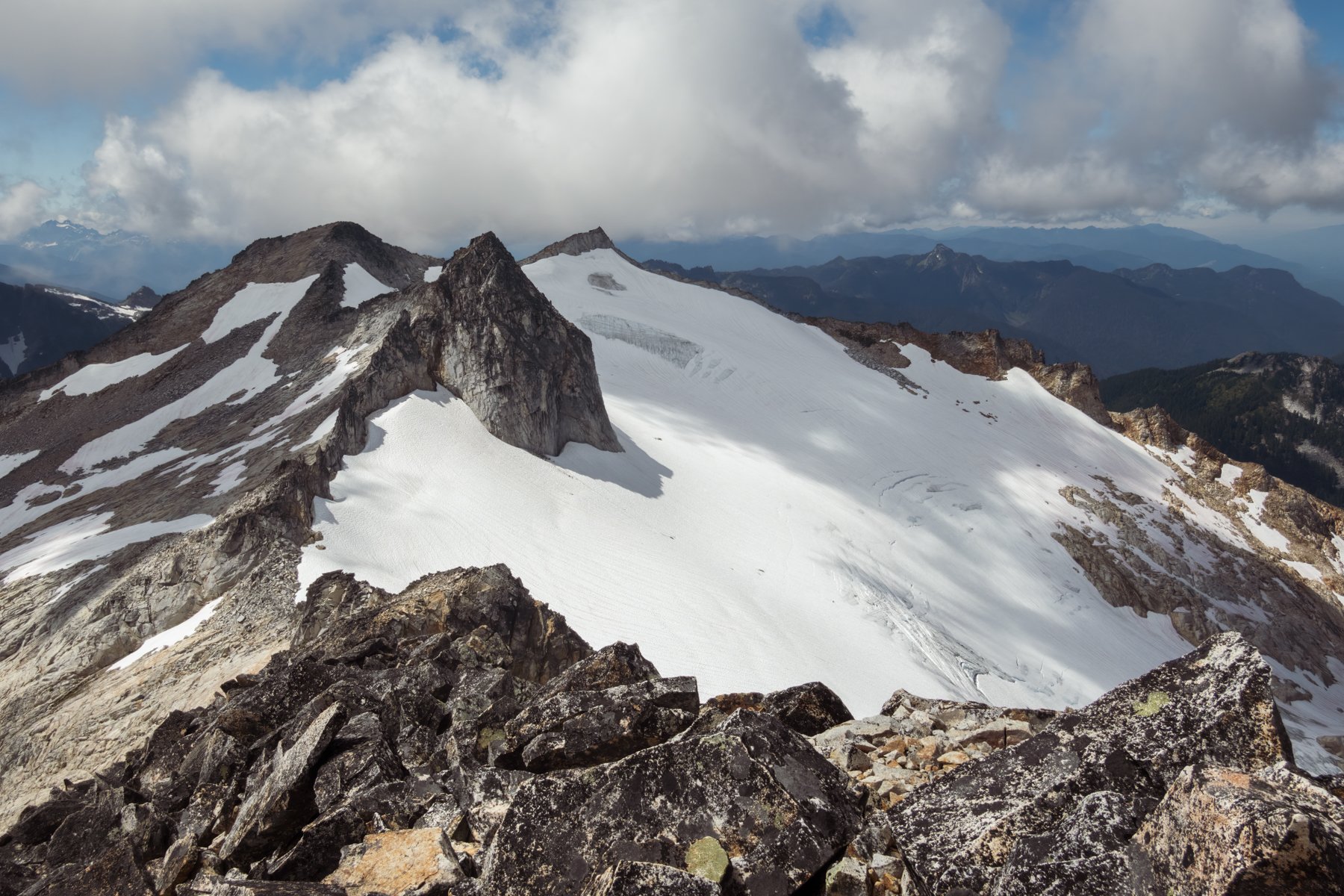 ing mountains 雪山 ing mountains 雪山 Snowing mountains 雪山 Snow Mountain, Taiwan